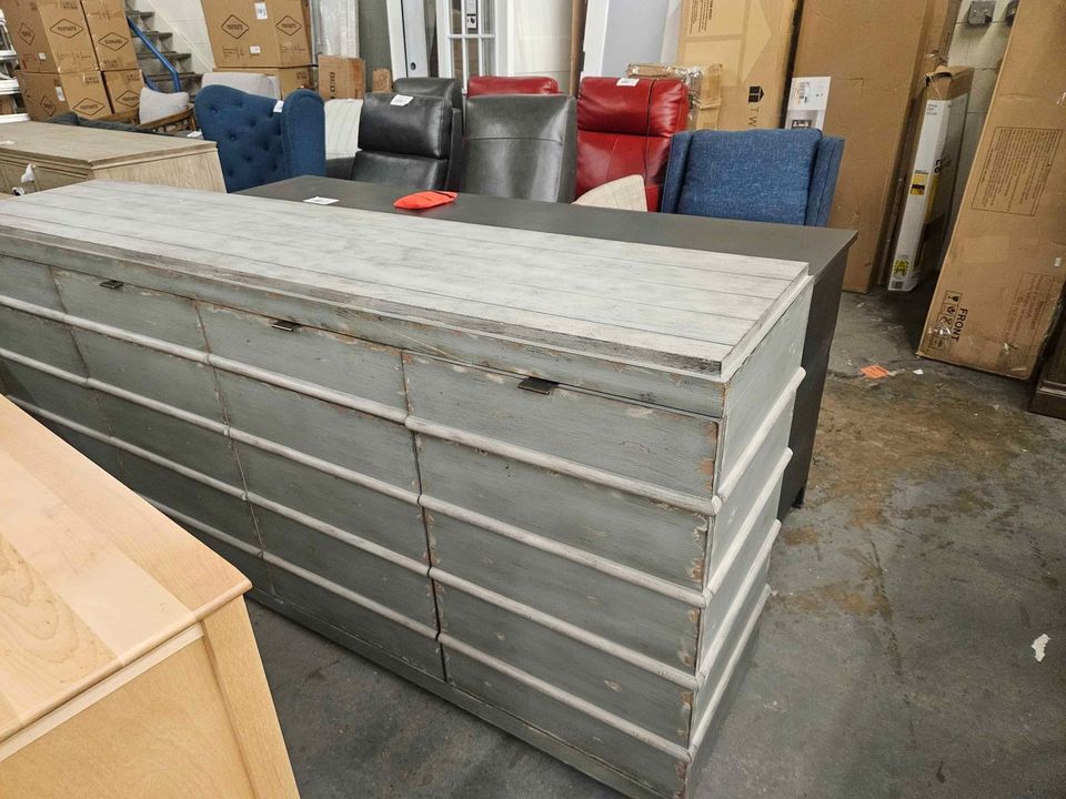 66111 Coast To Coast Furniture Four Door Four Drawer Credenza ( Retails $2000 ) - Image 5