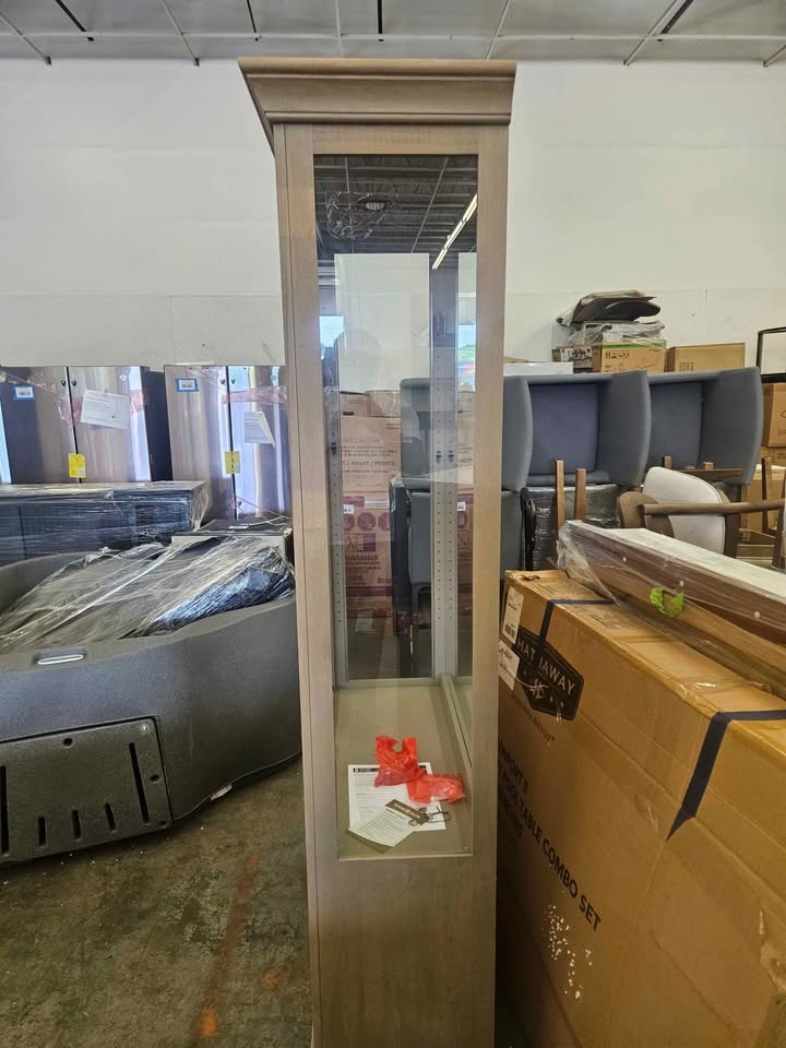 Breindel Dining Cabinet By Howard Miller - Image 8