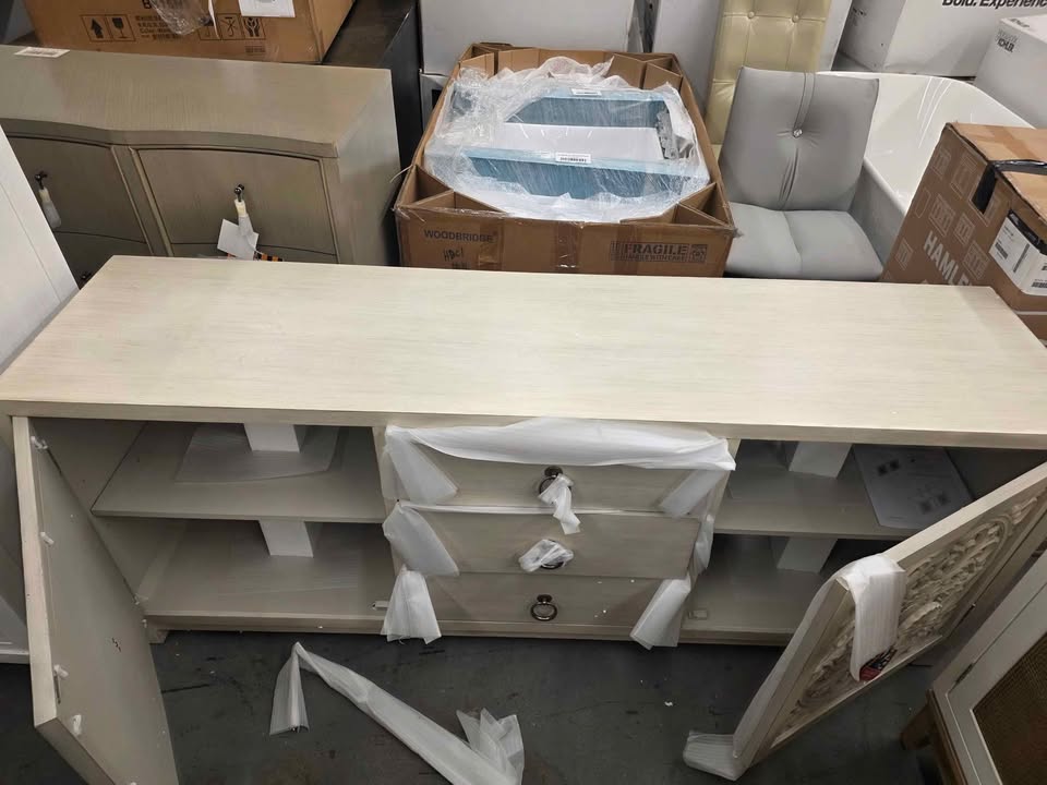 Sundance 2 Door 3 Drawer Accent Cabinet - Image 8