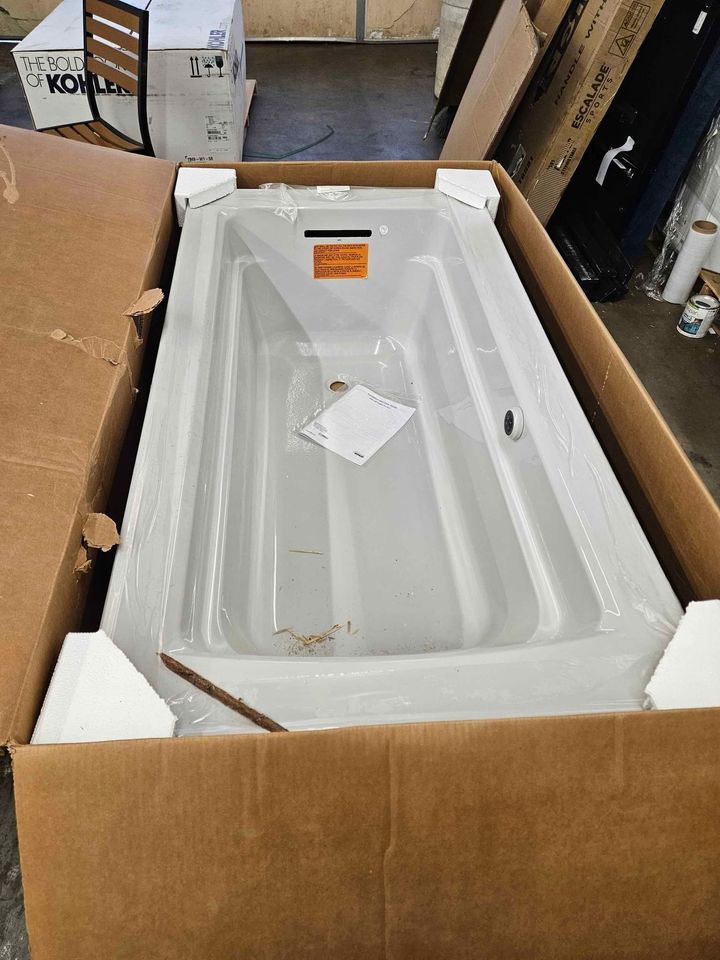 Kohler Archer 66'' x 32'' drop-in bath with Bask heated surface and end drain - Image 5