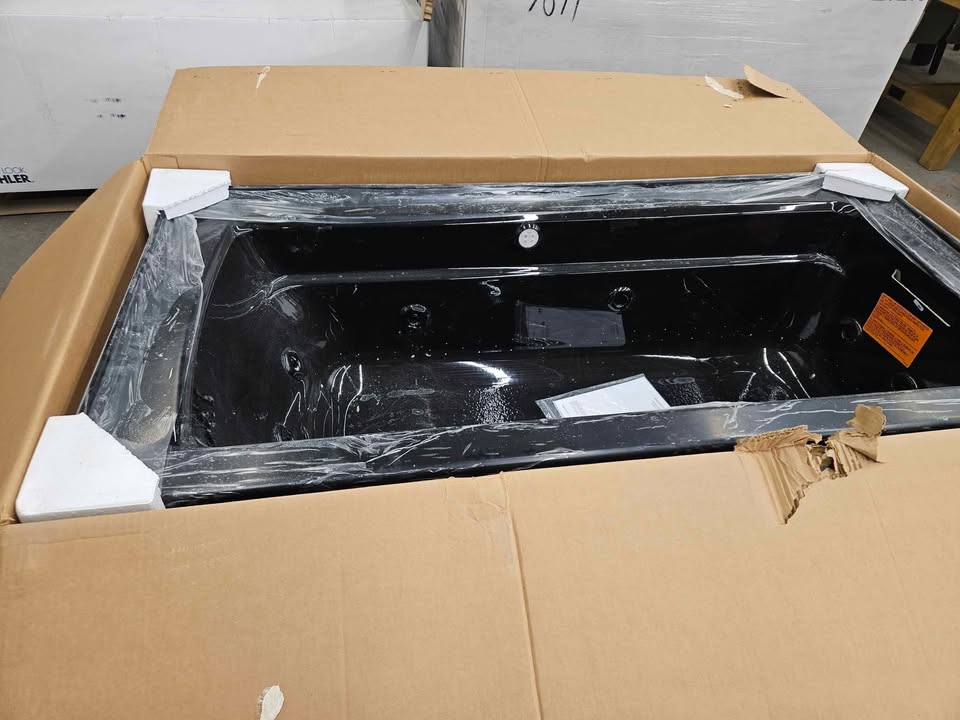 Kohler Archer 66'' x 32'' drop-in bath with Bask heated surface and end drain - Image 4