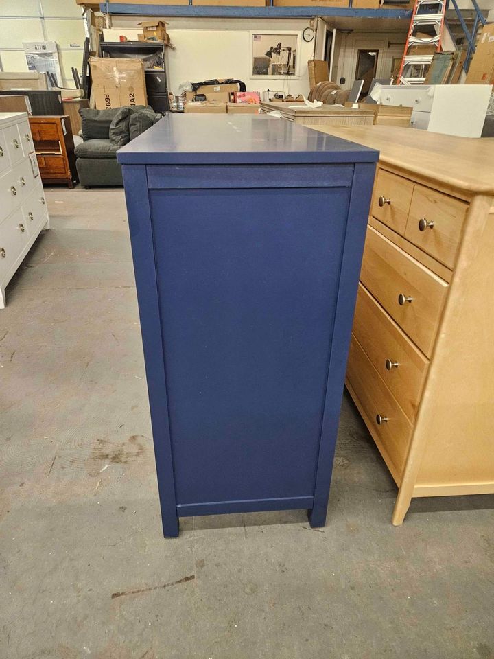 Renee 8- Drawer Dresser Twilight Blue - Image 7