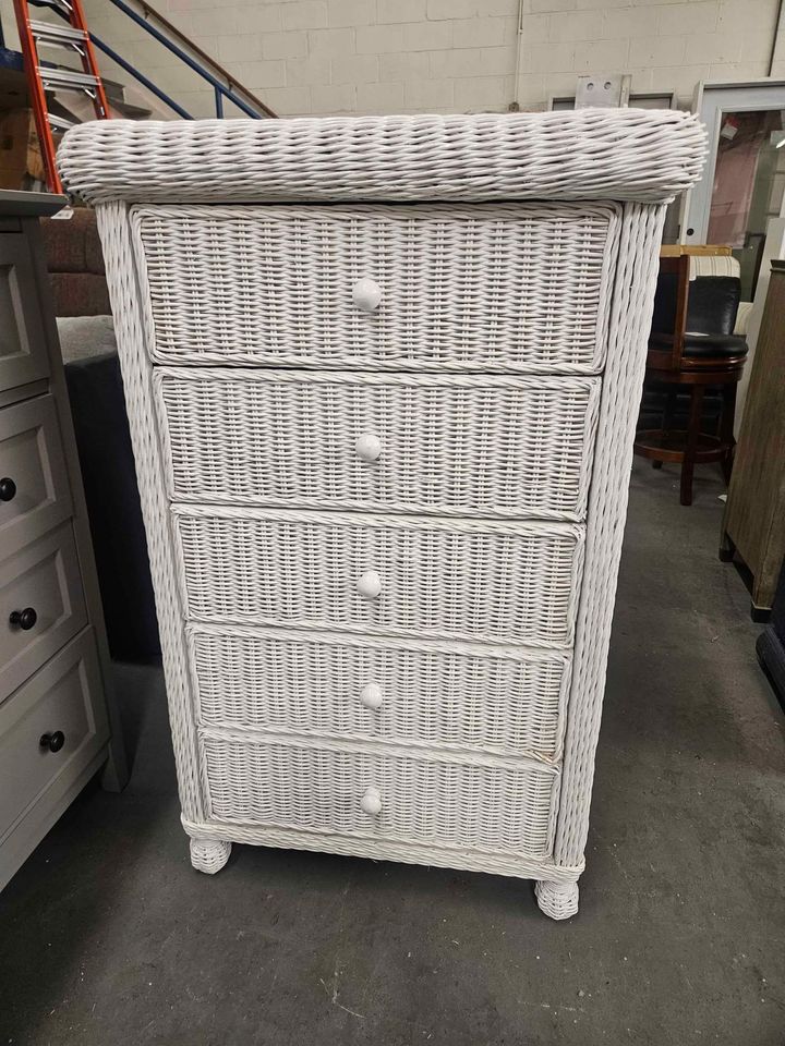 Watkins 5- Drawer Chest - Image 3