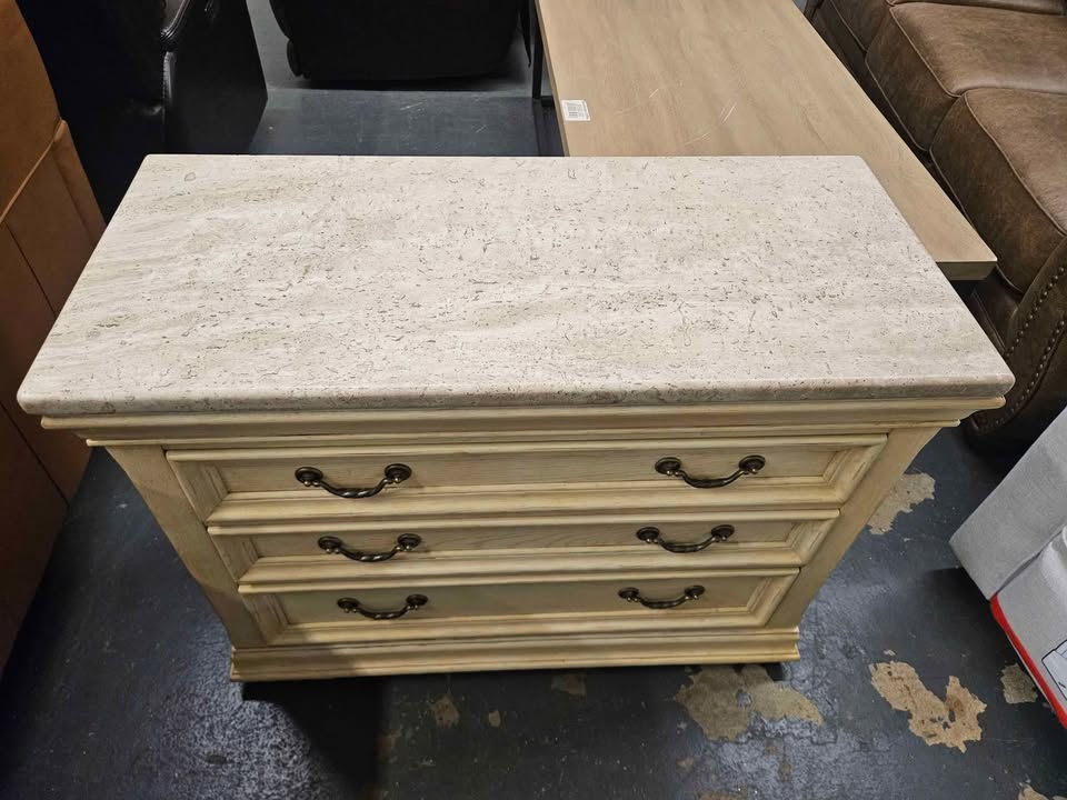 Bernhardt Furniture Large Natural Oak Stone Top Bachelor Chests - Image 3