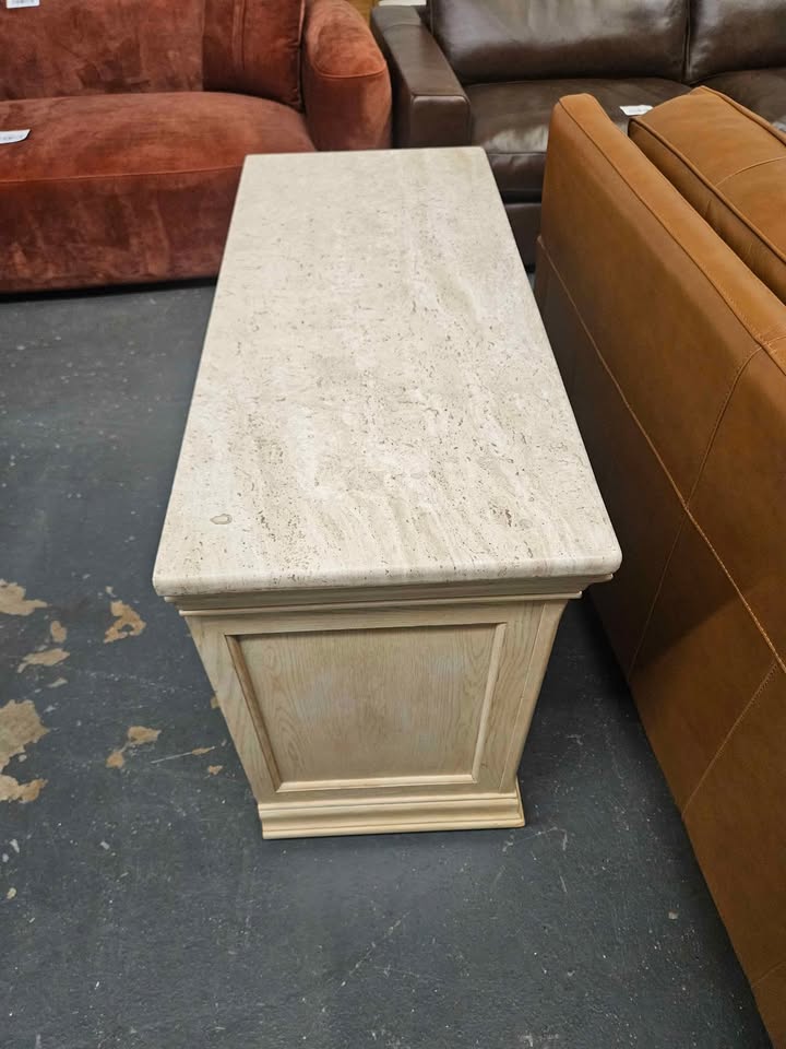 Bernhardt Furniture Large Natural Oak Stone Top Bachelor Chests - Image 7