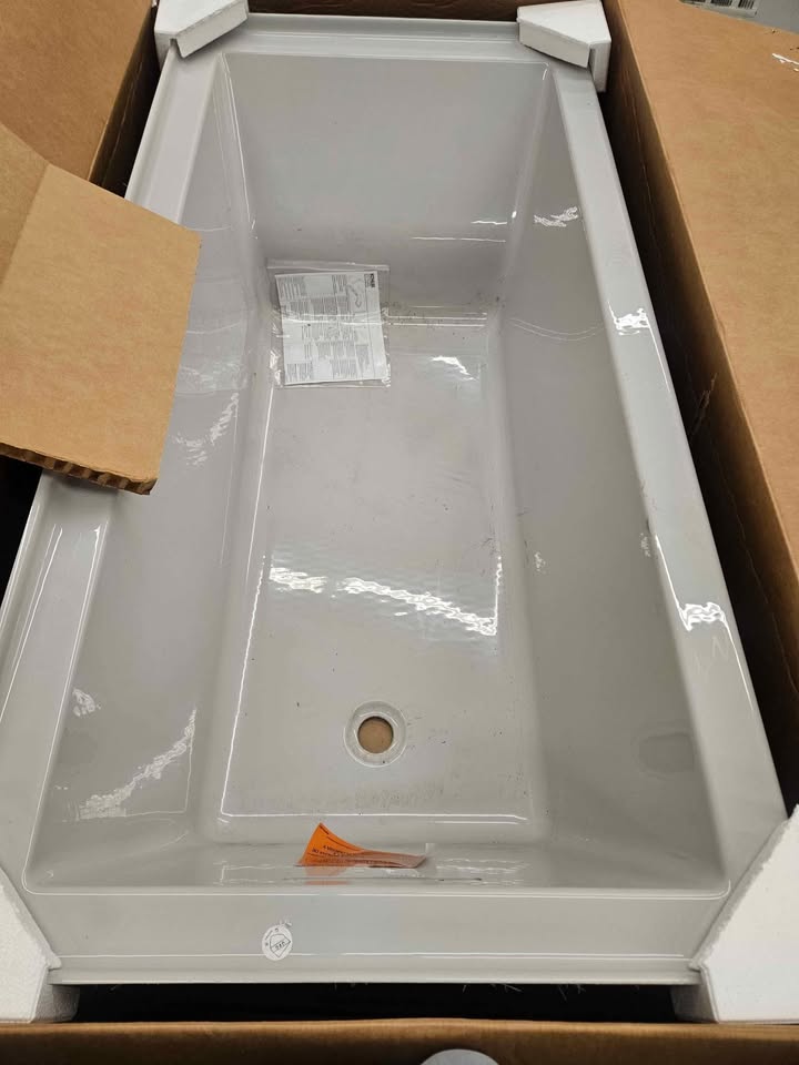 Kohler Underscore 60'' x 30'' alcove bath with integral flange and left-hand drain ( Ice Grey ) - Image 4