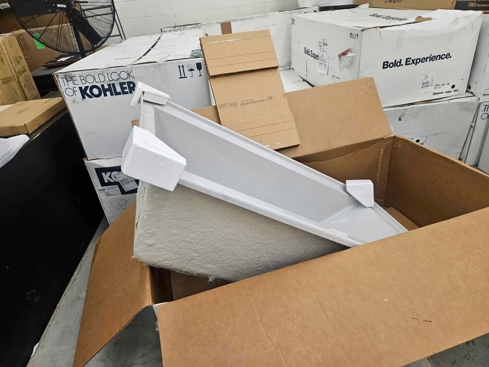 Kohler Underscore 60'' x 30'' alcove bath with integral flange and left-hand drain ( Ice Grey ) - Image 5