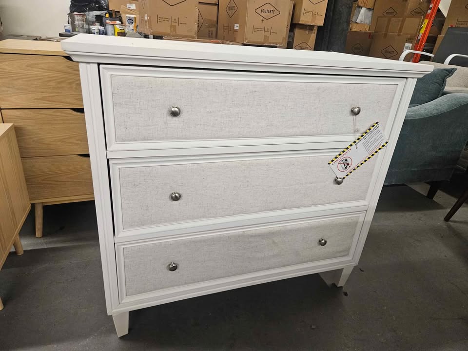 Monica 39'' W 3 - Drawer Dresser - Image 5