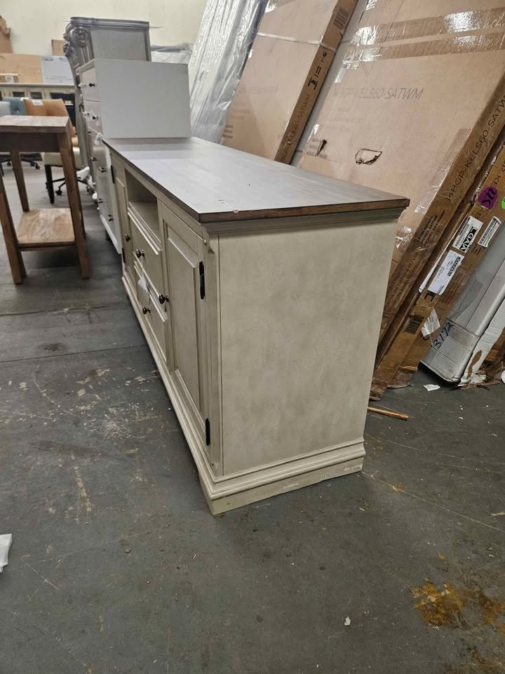 Dietrich TV Console for TVs up to 75" w/ Adjustable Shelf - Image 10