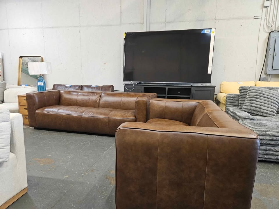 Brady 2-Piece Leather Collection - Image 8