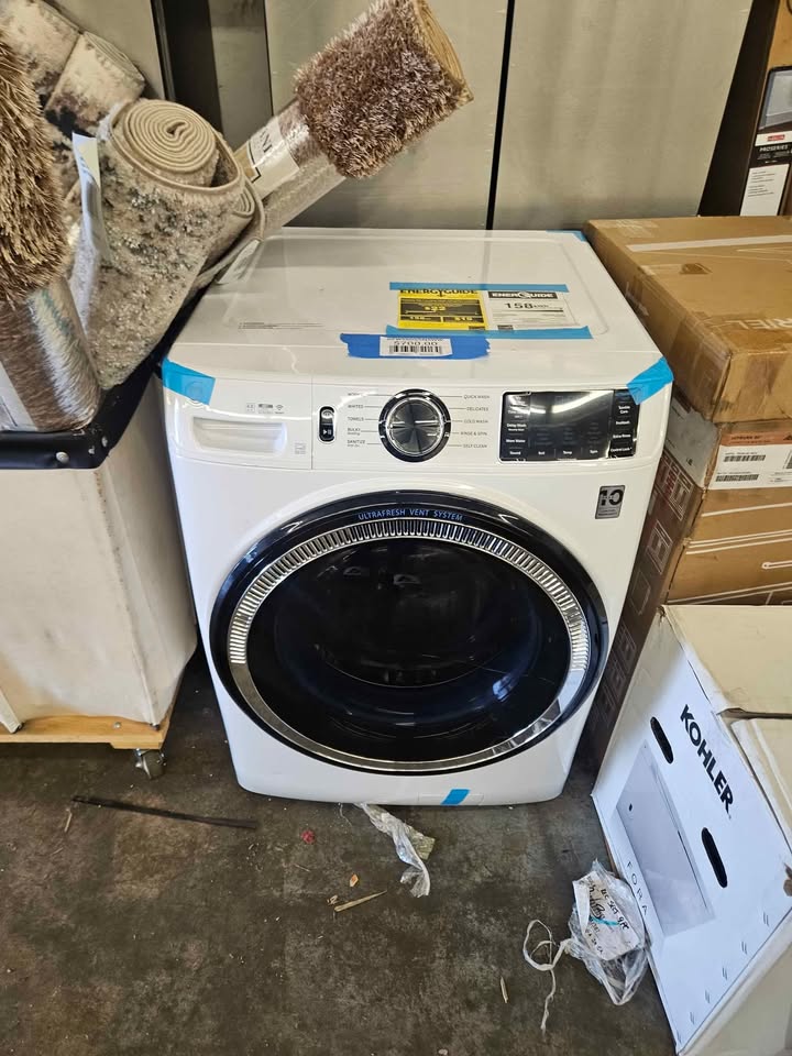 GE 5.0 cu.ft. Smart Front Load Washer in White with Steam, UltraFresh Vent System, and Microban Tech - Image 7