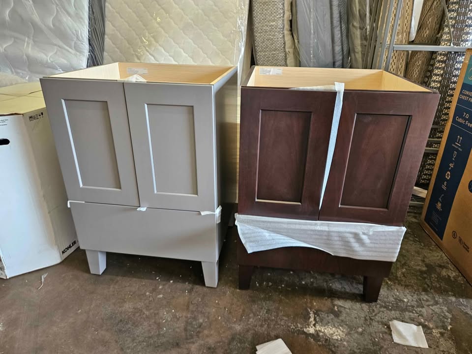 KOHLER Poplin 24 in. Bath Vanity Cabinet Only in Claret Suede and Mohair Grey - Image 3