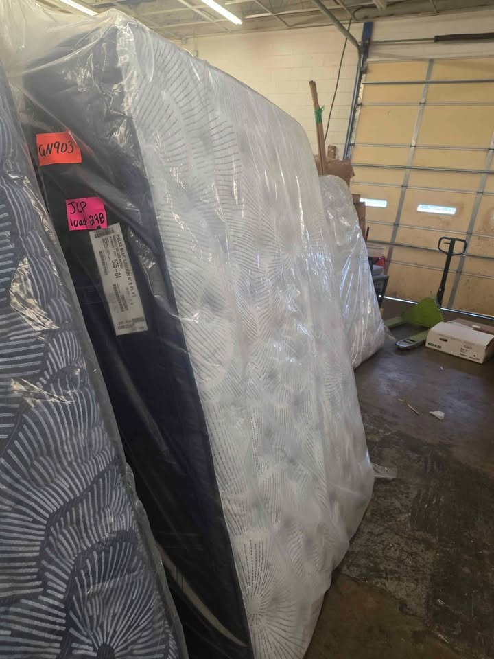 Serta Perfect Sleeper Blue Lagoon Nights Plush Pillowtop ( Queen ) - Image 7