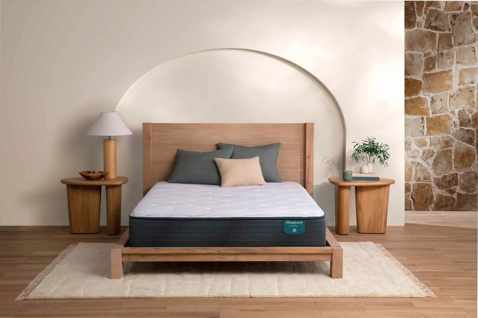 Beautyrest Harmony Beachfront Bay 13" Medium Pillow Top. ( Queen ) - Image 3