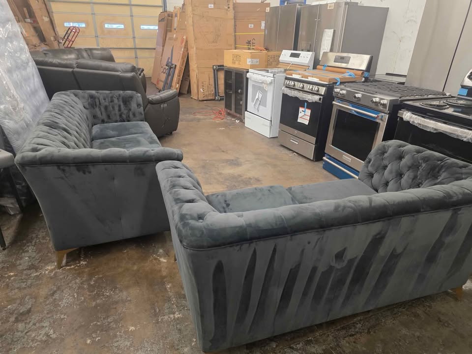 REEVES 2-PC VELVET SET - Image 5