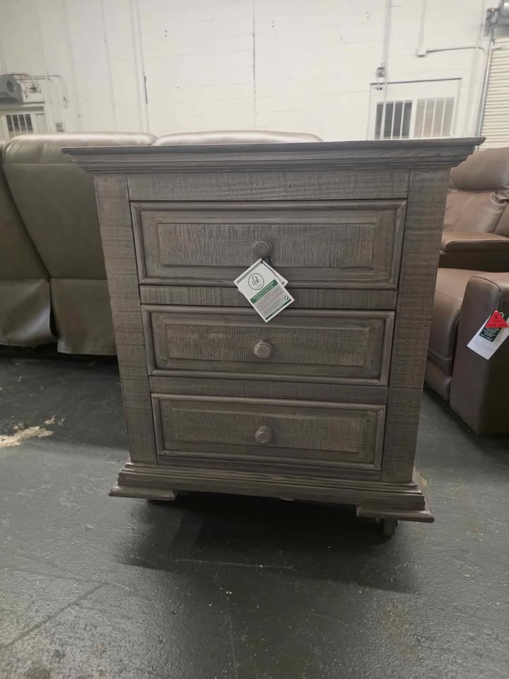 IFD Terra 3 Drawer Nightstand in Gray ( IFD1041NTS ) - Image 4