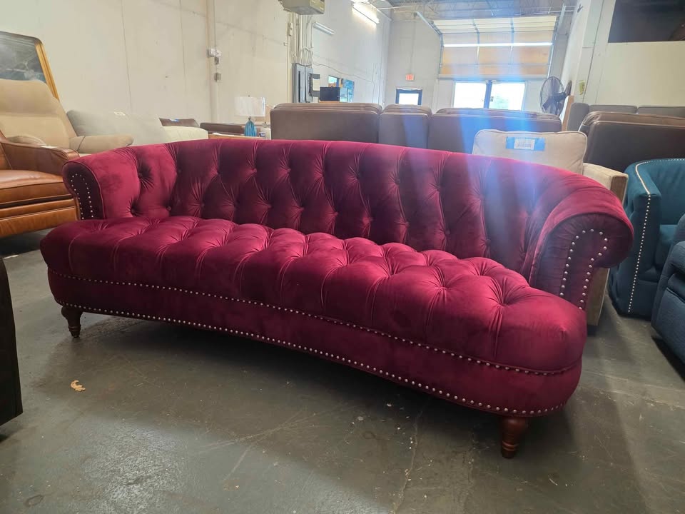 Joannes Velvet Rolled Arm Chesterfield - Image 2