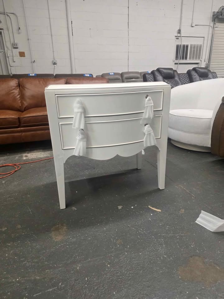 Tommy Bahama Home - Ivory Key Martello Night Table - 543-623 - Image 6