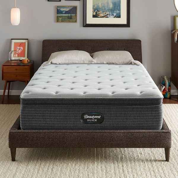 Beautyrest Silver BRS900 14.75 in. Twin Plush Pillow Top Mattress - Image 3