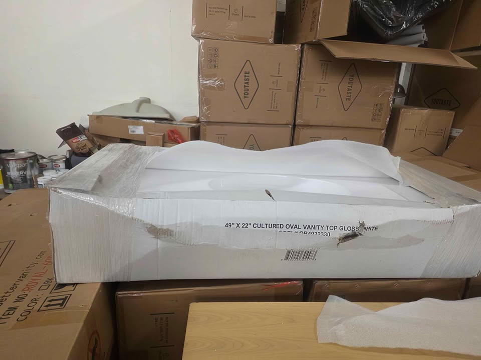 Craftmark 37''x22'' Cultured Marble Solid High Gloss Wht Vanity Top with Round Bowl - Image 3