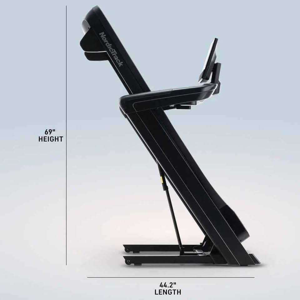 NordicTrack Commercial 1250 Folding Treadmill with iFIT - Image 5