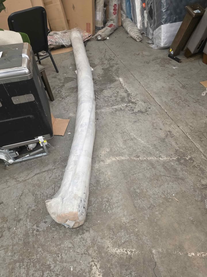 Surya Norland 12' x 15' Machine Woven Rug NLD-2304 ( Retails $2200 ) - Image 6