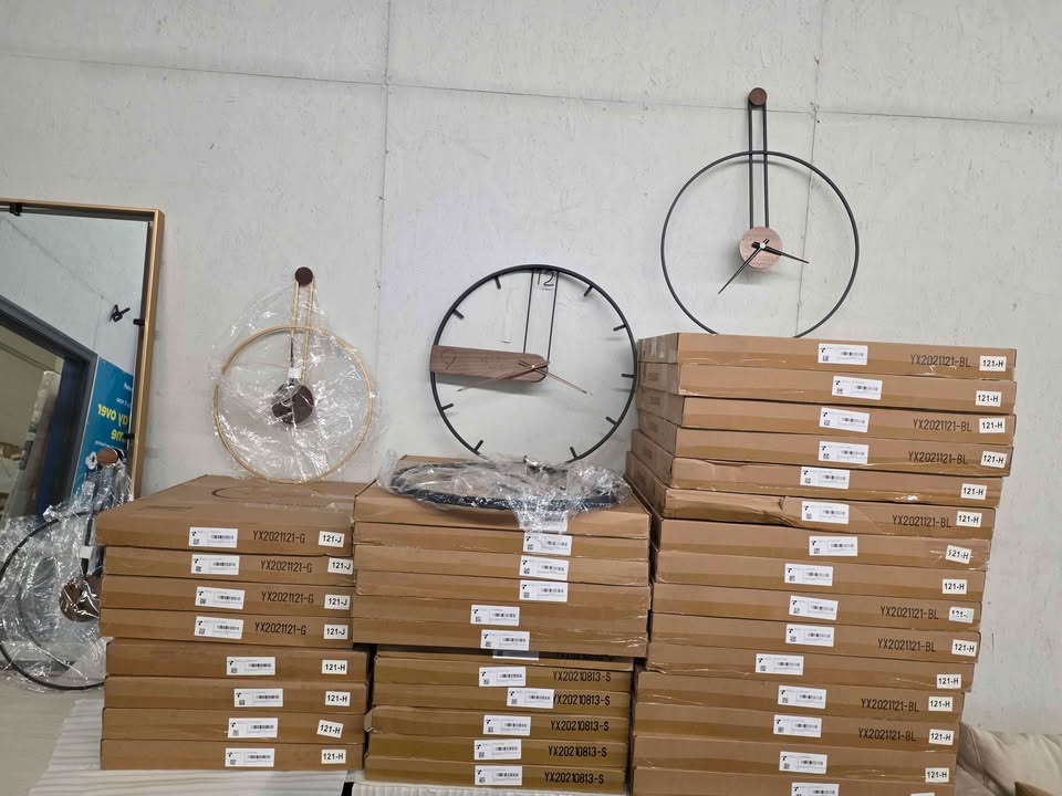 Yisiteone Large Wall Clocks For Living Room Decor, Modern Walnut Dial - Image 7