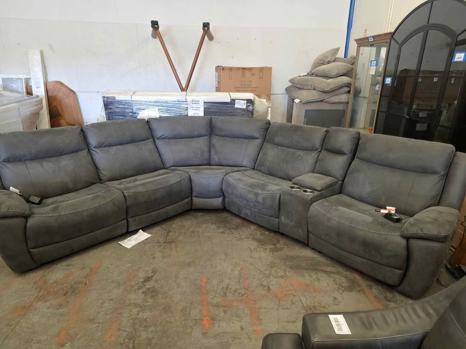 Zakary 6-piece Fabric Power Reclining Sectional With Power Headrests - Image 9