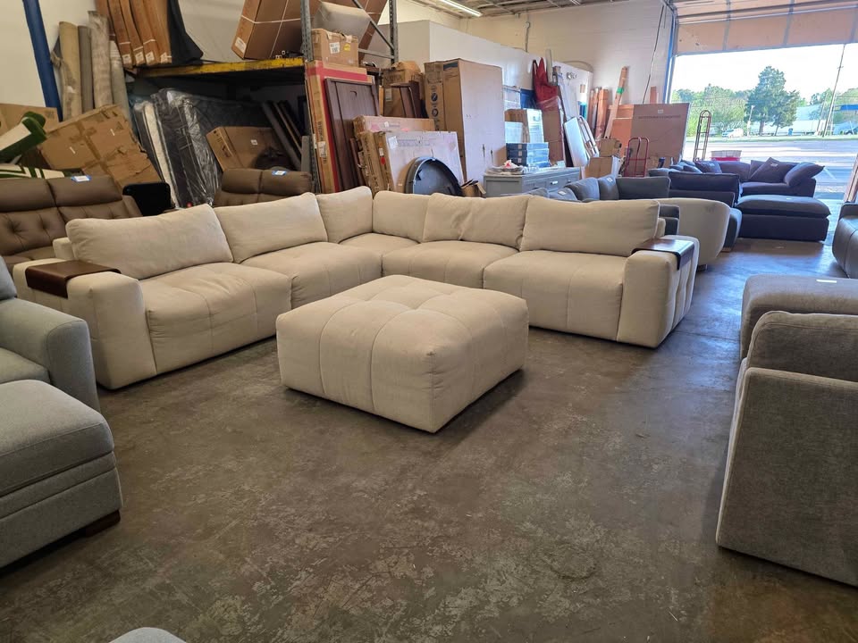 Paige 6-piece Modular Fabric Sectional ( Cream ) - Image 10