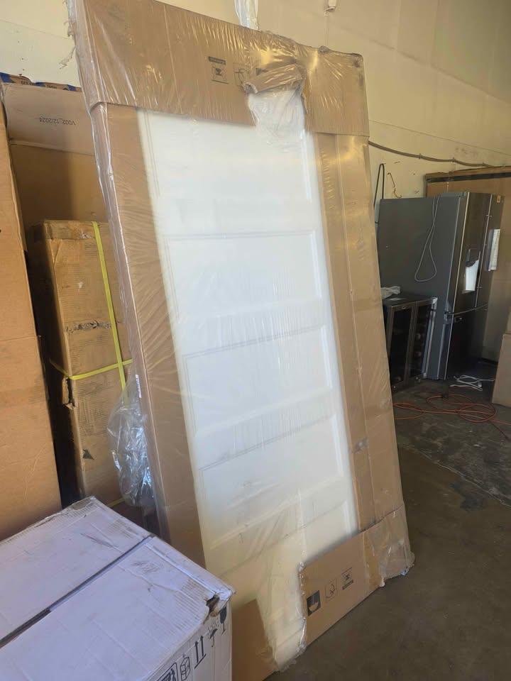 BARNSMITH 36x80 in 5-Panel White Primed Molded Door Slab, Shaker Style Paintable Hollow Core - Image 10