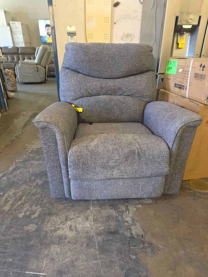 Thomas Fabric Lift Chair - Image 6