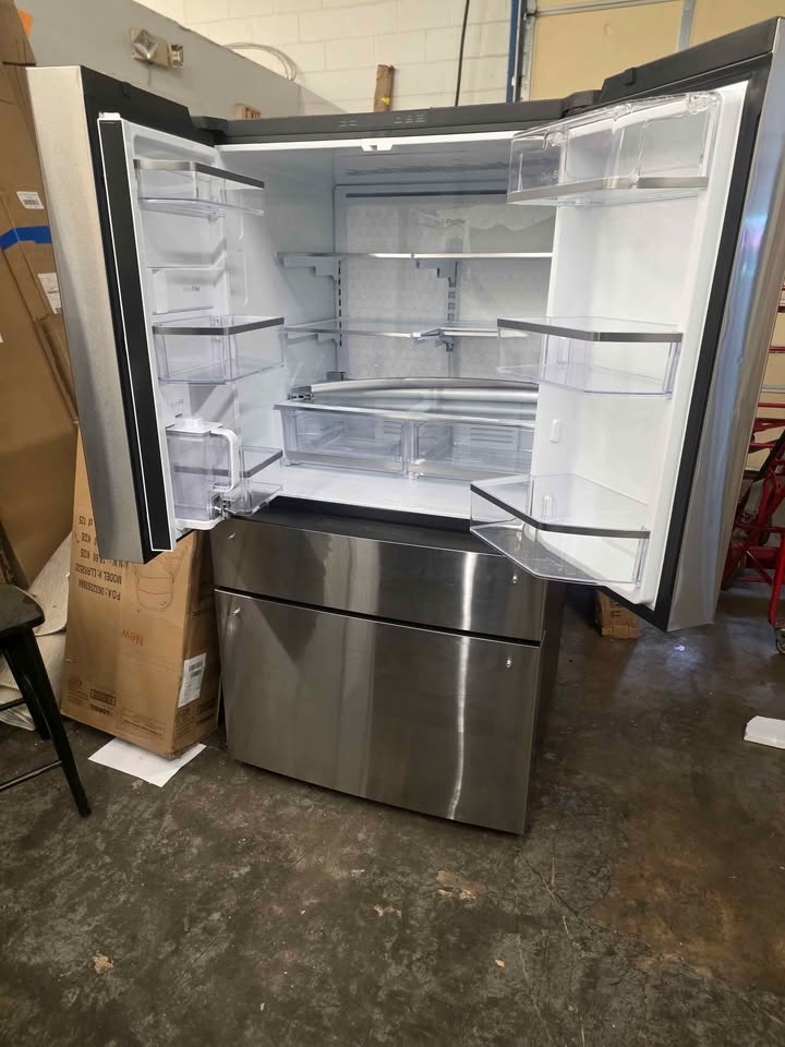 GE Profile 29 cu. ft. 4-Door French Door Refrigerator in Stainless Steel with Dual-Dispense Autofil - Image 9