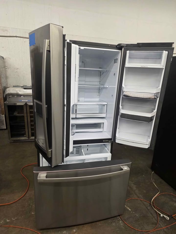 GE Profile 22.1 cu. ft. French Door Refrigerator with Hands-Free Autofill in Stainless Steel, ( CD ) - Image 8