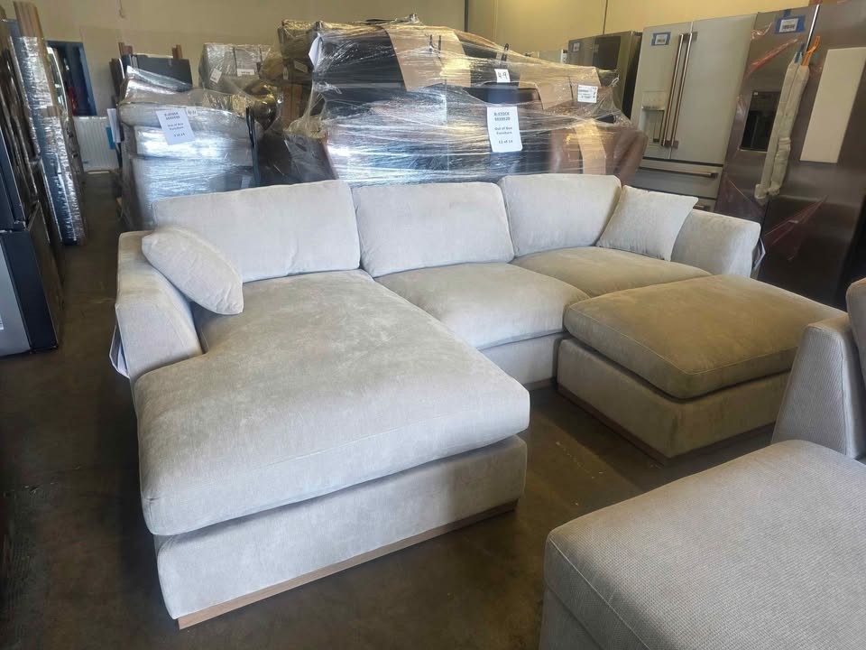 Henredon Caley Reversible Sofa Chaise with Ottoman - Image 6