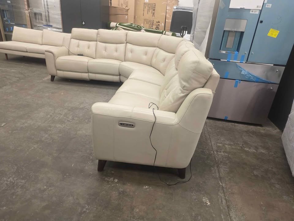 Malibu 4-piece Leather Power Reclining Sectional with Power Headrests ( Cream ) - Image 3