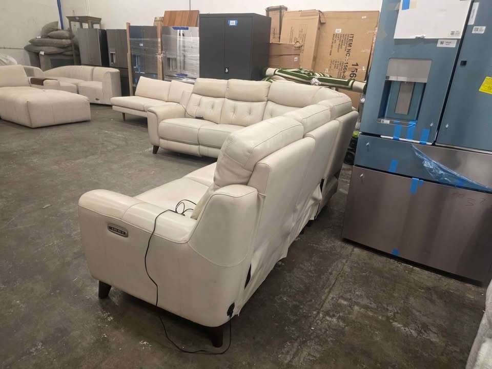 Malibu 4-piece Leather Power Reclining Sectional with Power Headrests ( Cream ) - Image 4