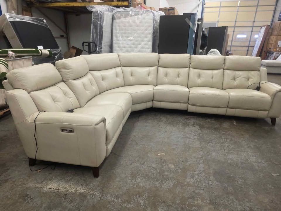 Malibu 4-piece Leather Power Reclining Sectional with Power Headrests ( Cream ) - Image 7