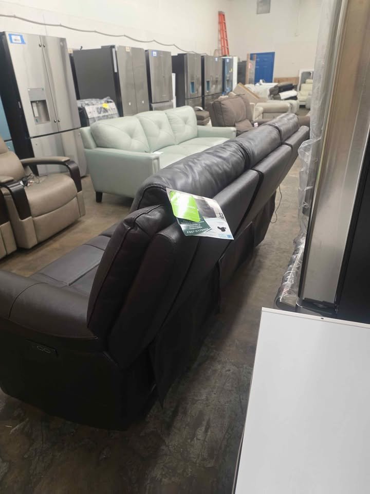 Alba Leather Power Reclining Sofa with Power Headrests - Image 8