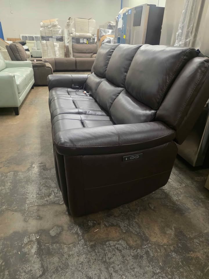 Alba Leather Power Reclining Sofa with Power Headrests - Image 9