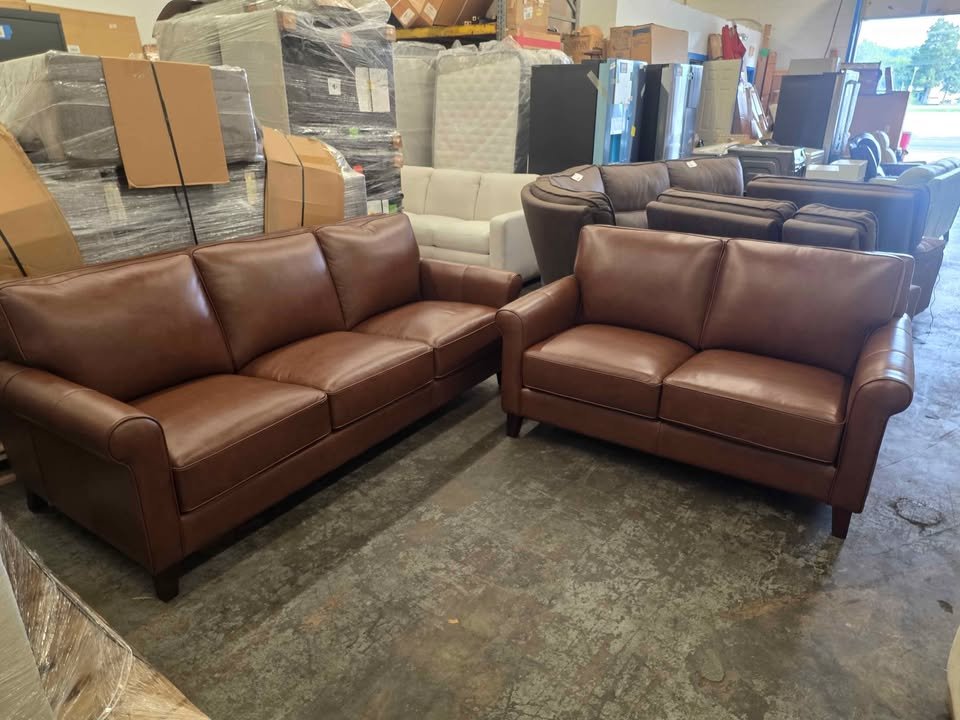 Larsen 2-piece Top Grain Leather Set, Sofa, Loveseat - Image 5