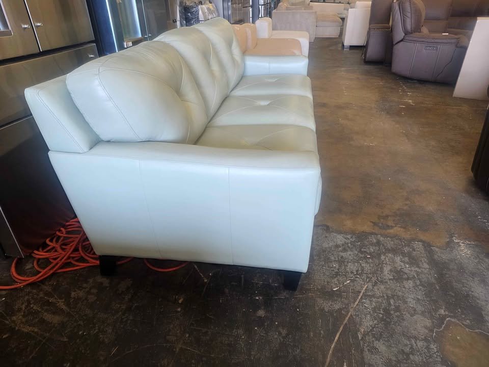 Atmore Top Grain Leather Sofa - Image 7