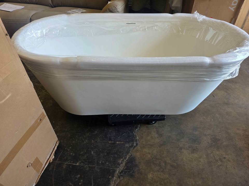62 in. x 32 in. Stone Resin Freestanding Soaking Bathtub in Matte White with Drain - Image 6