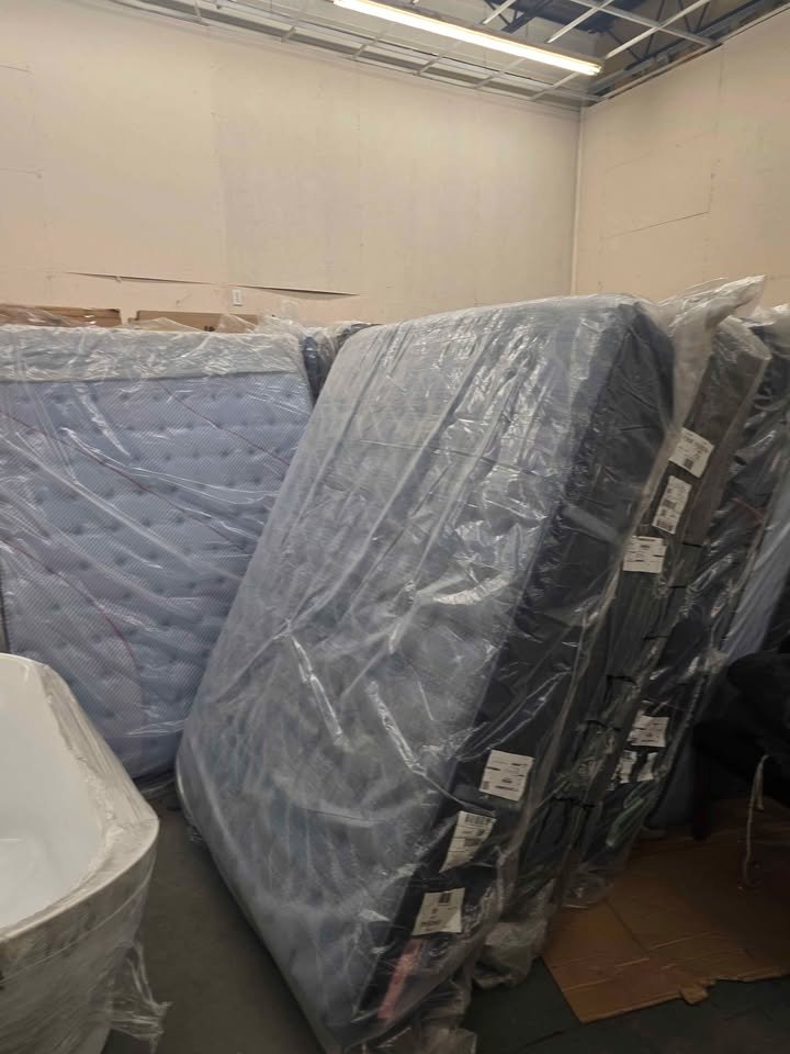 Queen, King, Full, and Twin Mattresses - Delivery Available - Image 9